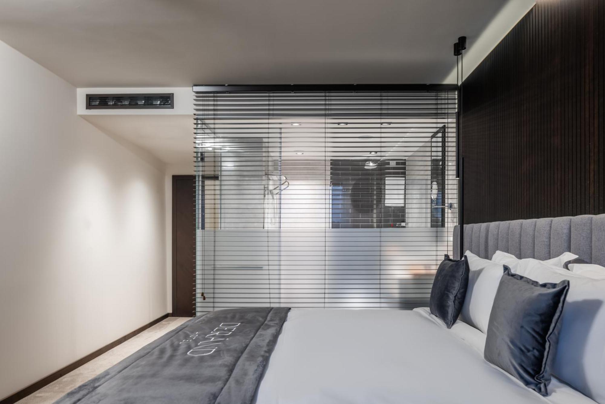 Derand Hotel Pristina Exterior photo
